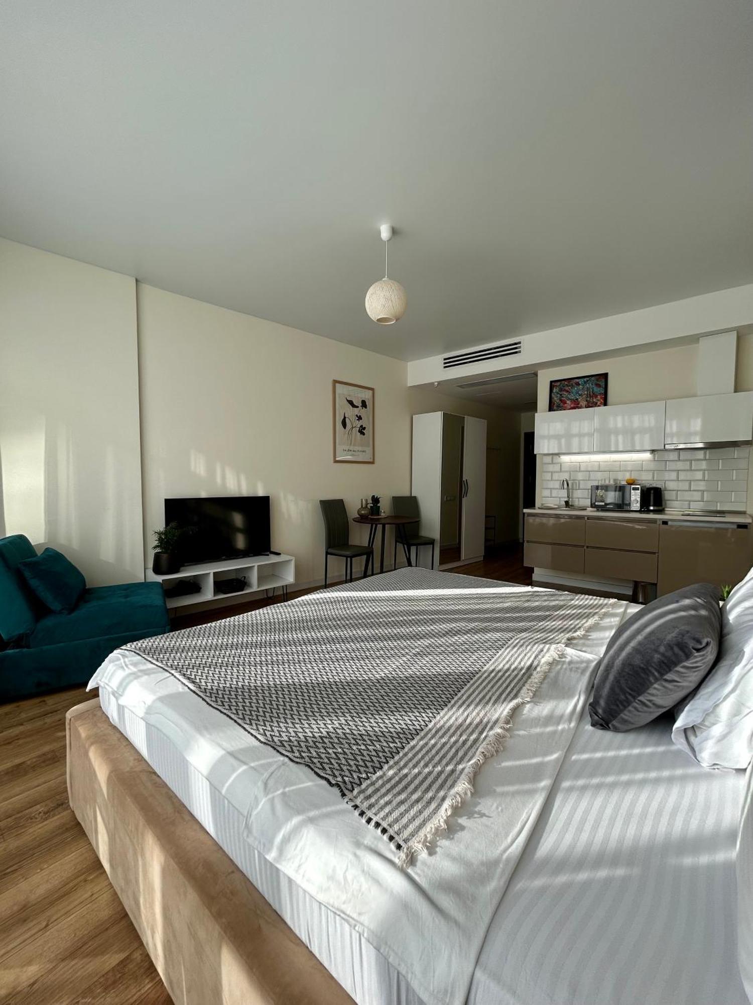 באטומי White Apartment מראה חיצוני תמונה