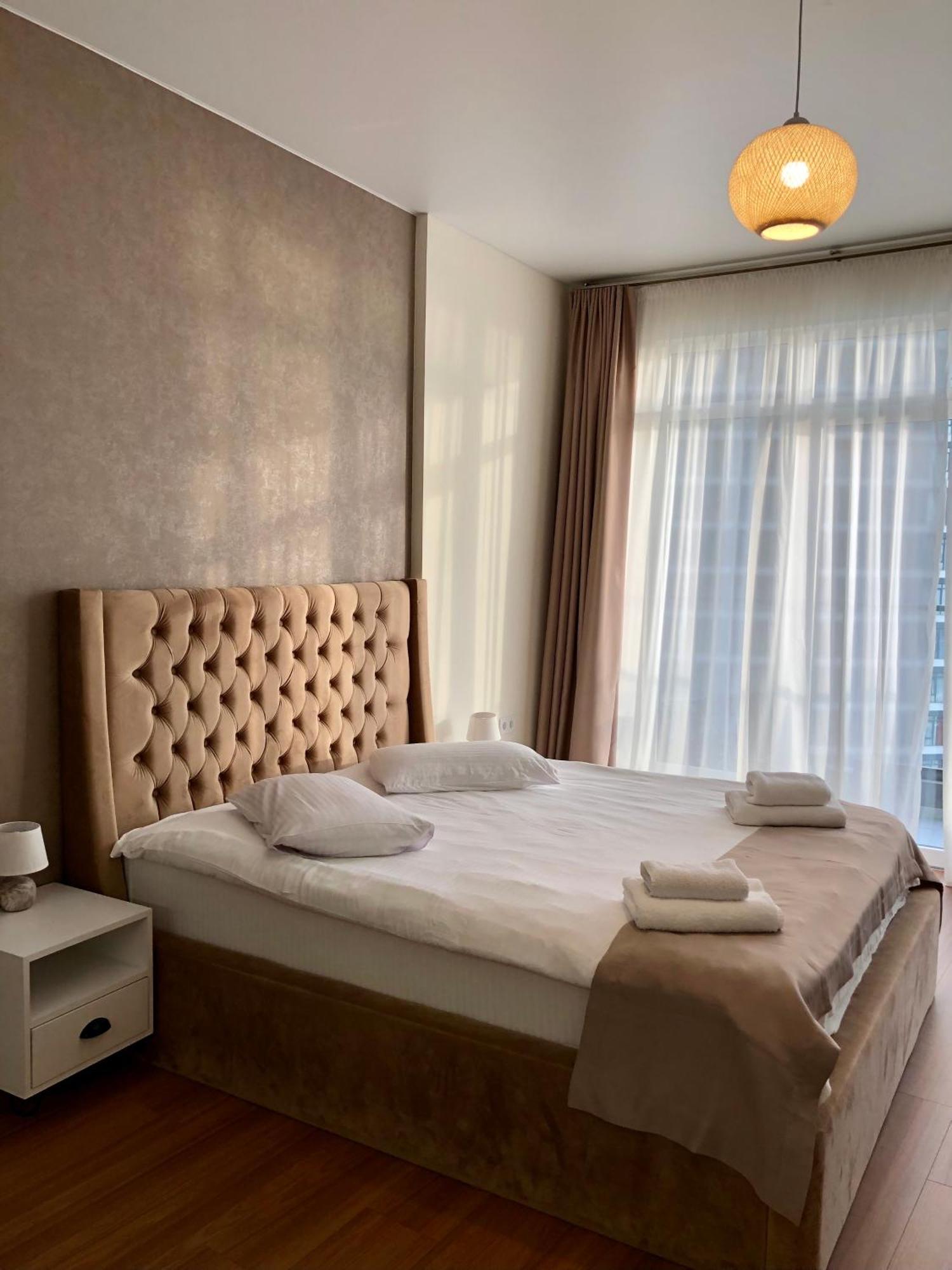 באטומי White Apartment מראה חיצוני תמונה