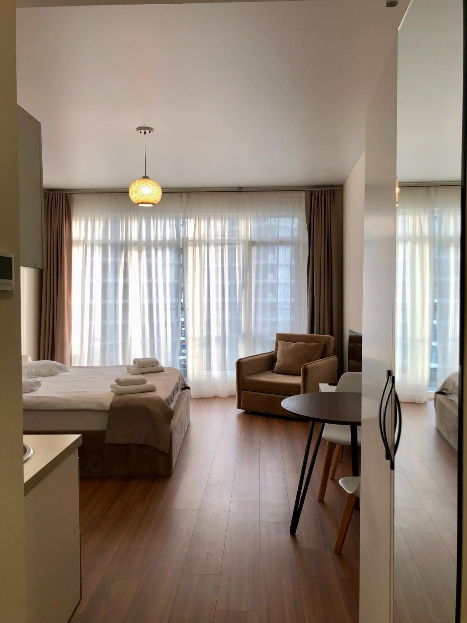 באטומי White Apartment מראה חיצוני תמונה