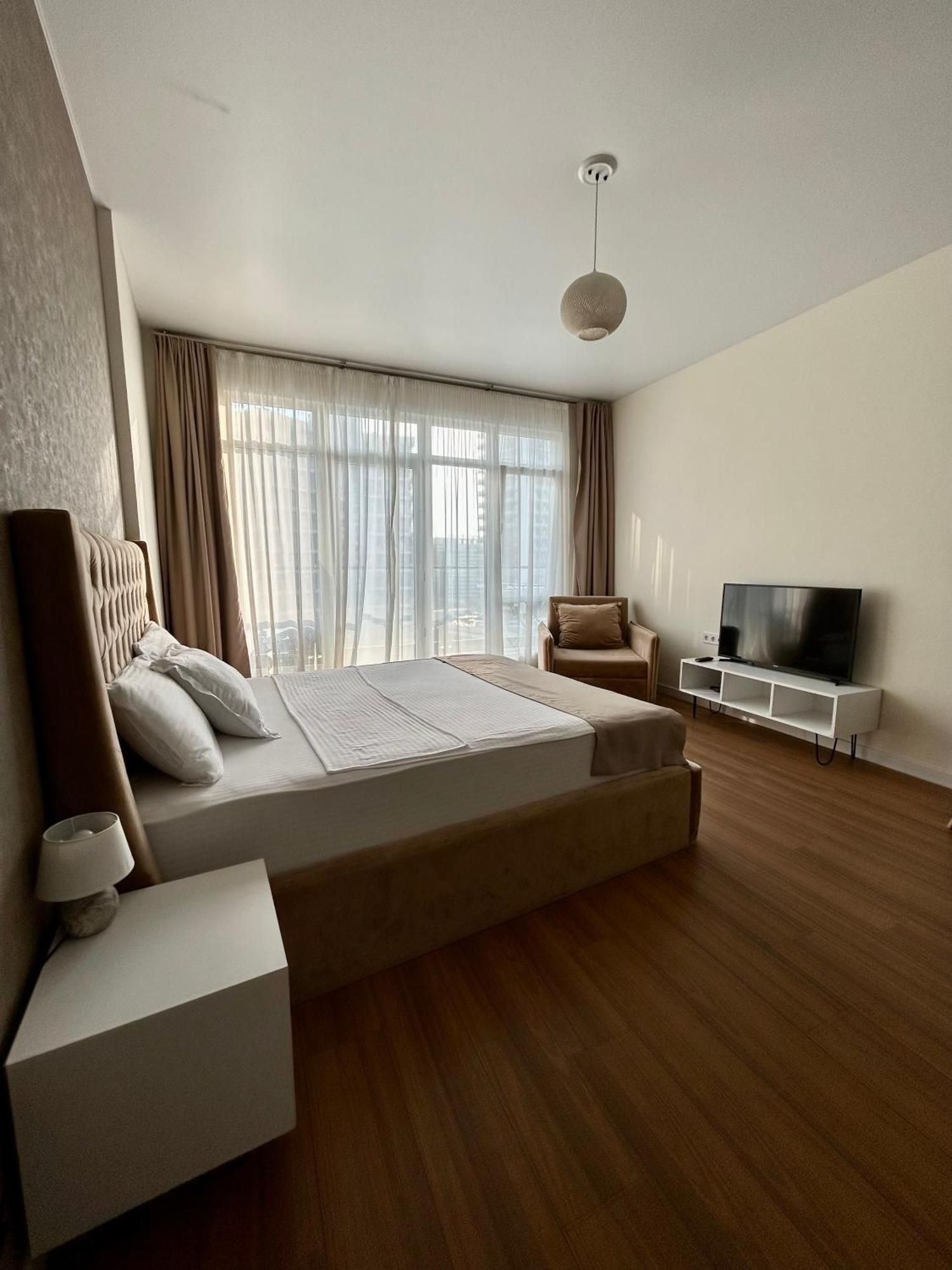 באטומי White Apartment מראה חיצוני תמונה